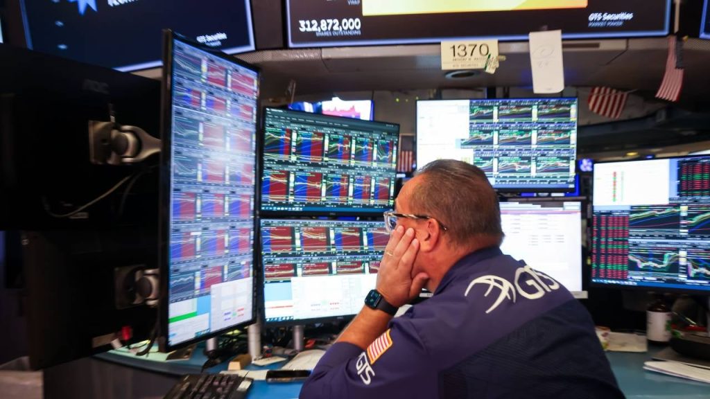 Corporate Bonds: Here Are The Big Risks And Rewards