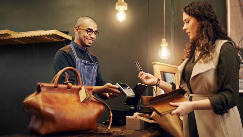 Should you pay an annual fee on your credit card?